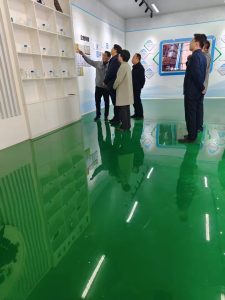 Welcome the leaders of the CPPCC Secretary Zeng and his party to visit our company to investigate and guide the work.